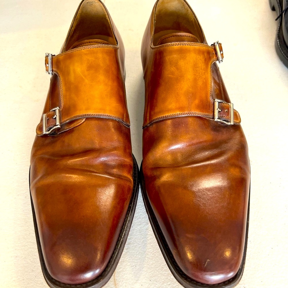 Magnanni Mens dress shoes 10 1/2 M